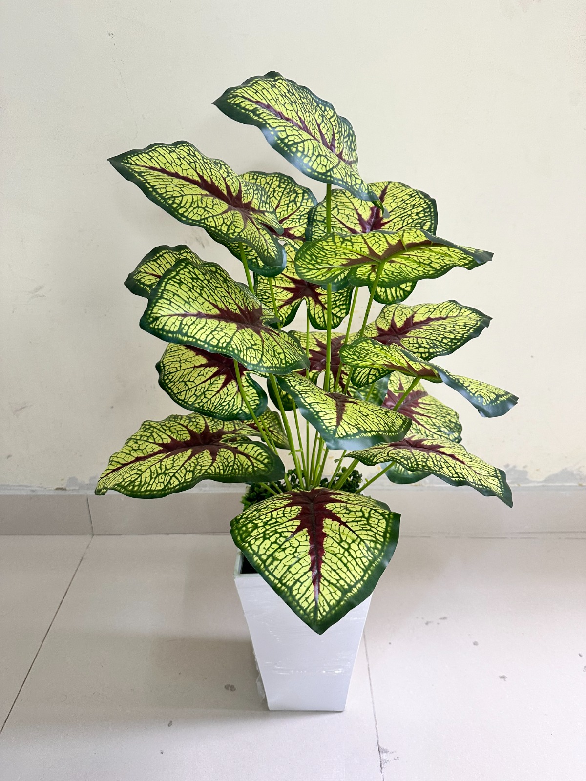 Planta Artificial | Corazones de Jesús | x18 Hojas | Base de Trupán