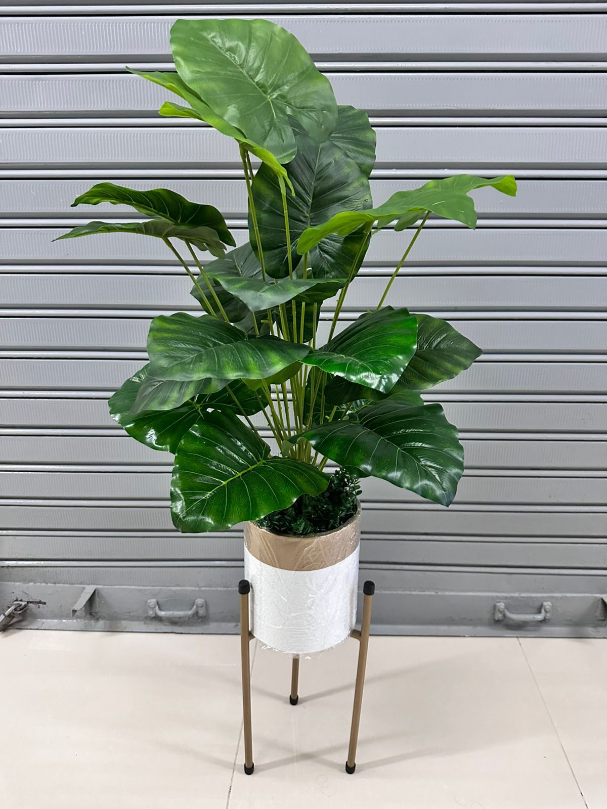 Planta Artificial | OREJA DE ELEFANTE | x24 Hojas | Base y Soporte de Metal