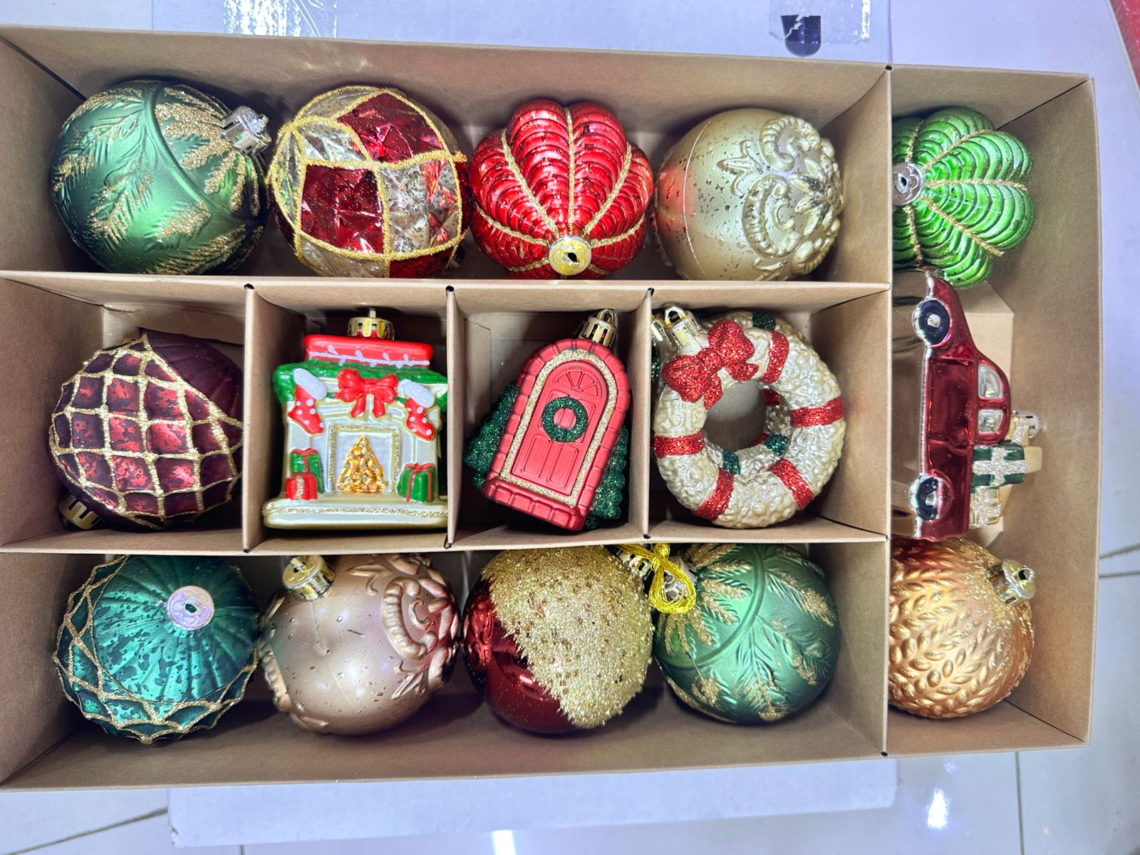 Ornamentos SET de 19 PCs